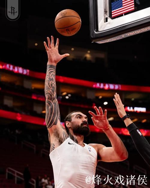 火箭全员备战！社媒发布球员赛前热身精彩花絮